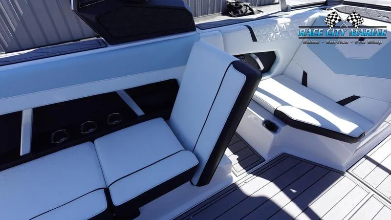 Slide: The Image of Nautique Super Air Nautique GS22 - 22