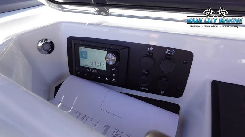 Slide: The Image of Nautique Super Air Nautique GS22 - 29