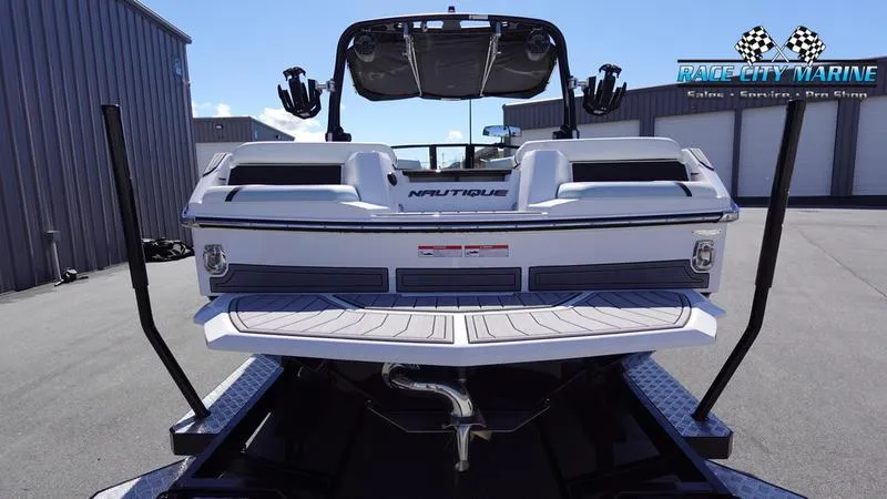 Slide: The Image of Nautique Super Air Nautique GS22 - 4