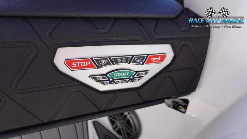 Slide: The Image of Nautique Super Air Nautique GS22 - 40