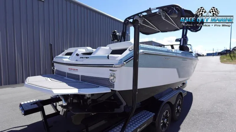 Slide: The Image of Nautique Super Air Nautique GS22 - 8