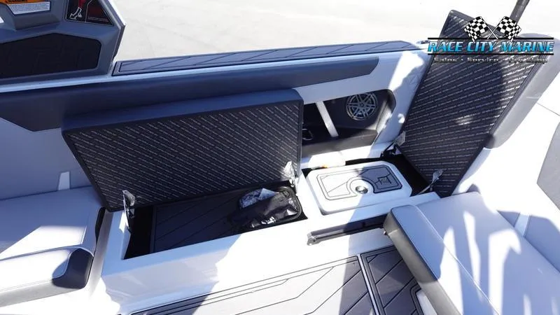 Slide: The Image of Nautique Super Air Nautique GS24 - 24