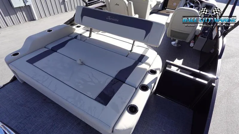 Slide: The Image of Barletta A22UC - 9