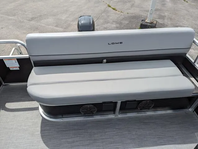 Slide: The Image of Lowe Ultra Cruise 180 2024 - 9