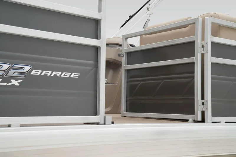 Slide: The Image of Sun Tracker Fishin' Barge 22 DLX 2024 - 24