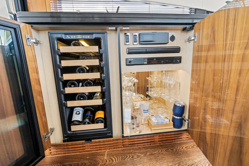 Slide: The Image of Wine and glass storage cabinet on 2017 Sunseeker 68 Sport Yacht. - 35