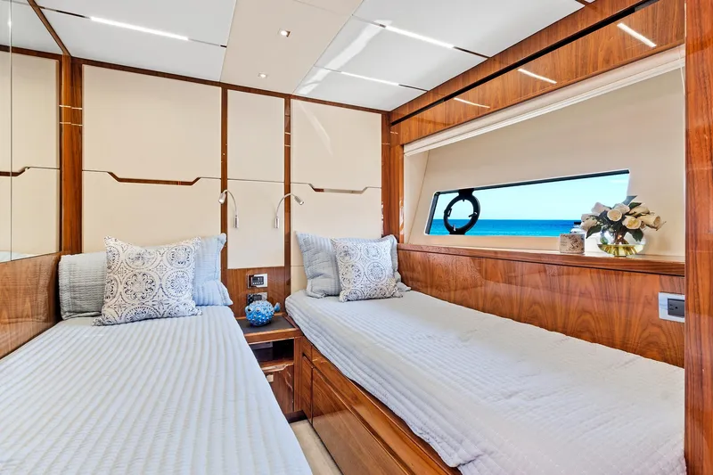 Slide: The Image of Sunseeker 68 Sport Yacht 2017 - 53