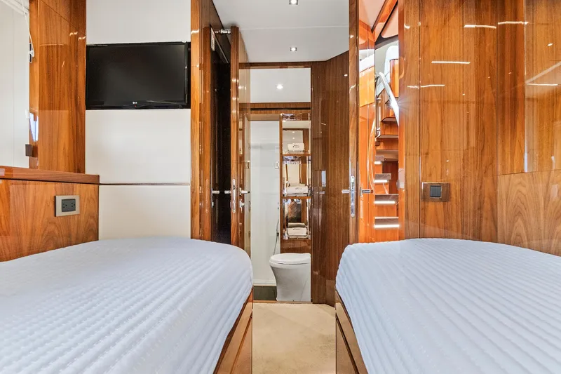 Slide: The Image of Sunseeker 68 Sport Yacht 2017 - 55