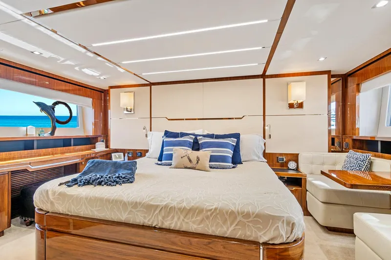 Slide: The Image of Sunseeker 68 Sport Yacht 2017 - 58