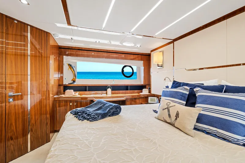 Slide: The Image of Sunseeker 68 Sport Yacht 2017 - 59
