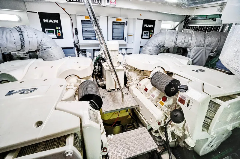 Slide: The Image of Sunseeker 68 Sport Yacht 2017 - 67