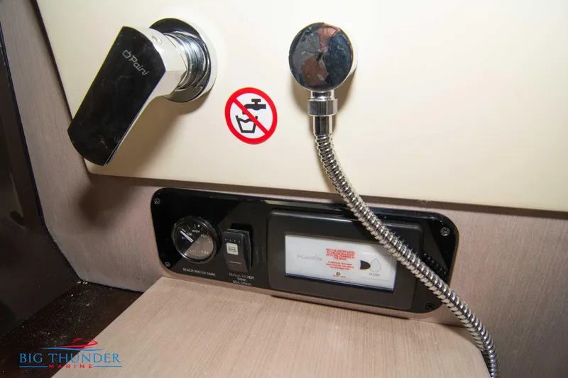 Slide: The Image of Invictus GT320S 2024 - 61