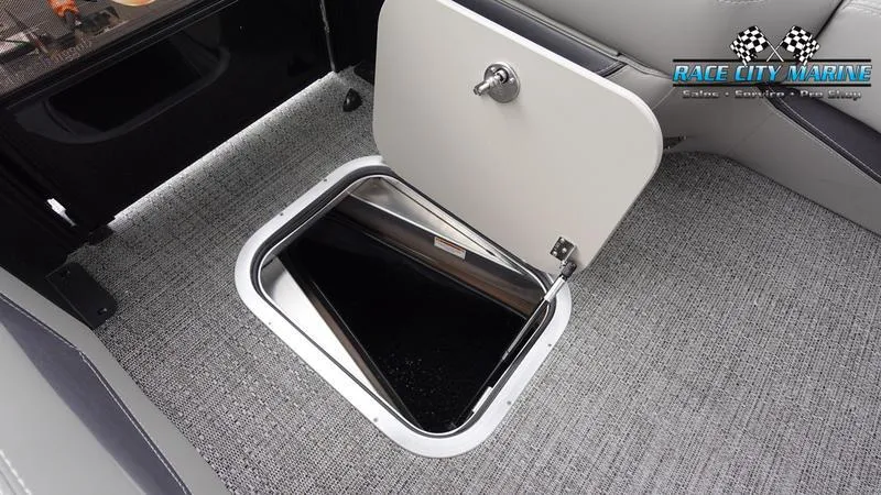 Slide: The Image of Barletta L23QCSS - 24