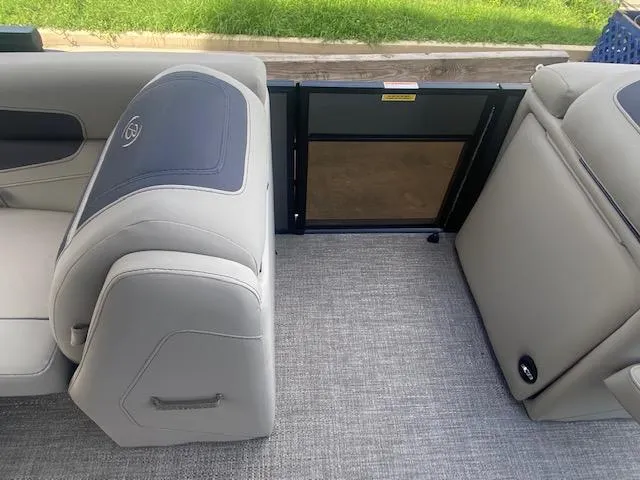 Slide: The Image of 2023 Barletta Cabrio 24 U interior seating and gate detail. - 18