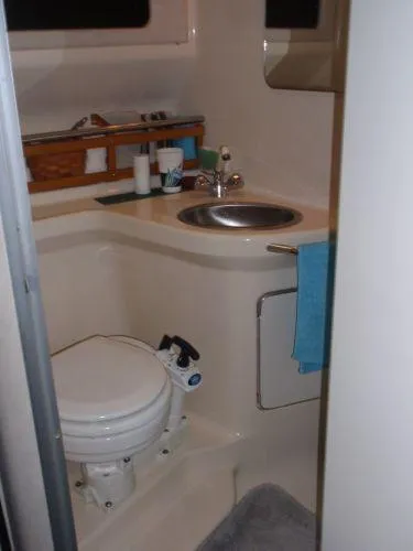 Slide: The Image of Bathroom of 1994 Sea Ray Sundancer 330 yacht. - 23