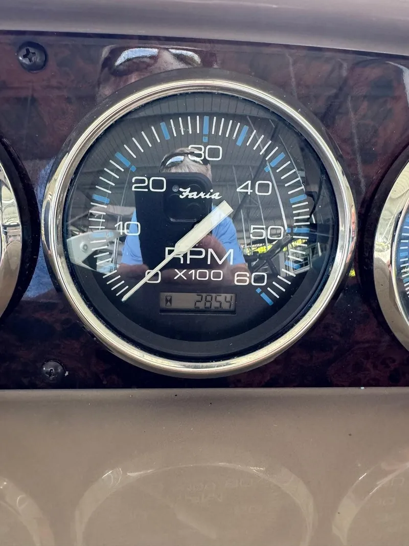 Slide: The Image of Regal Commodore 3260 2004 - 54