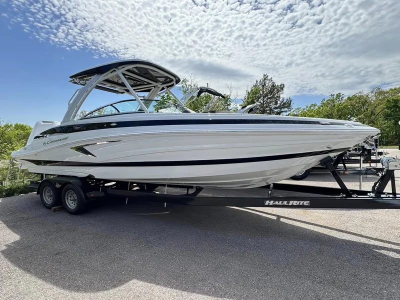 The Image of Crownline Boats 290 XSS 2024 - 1