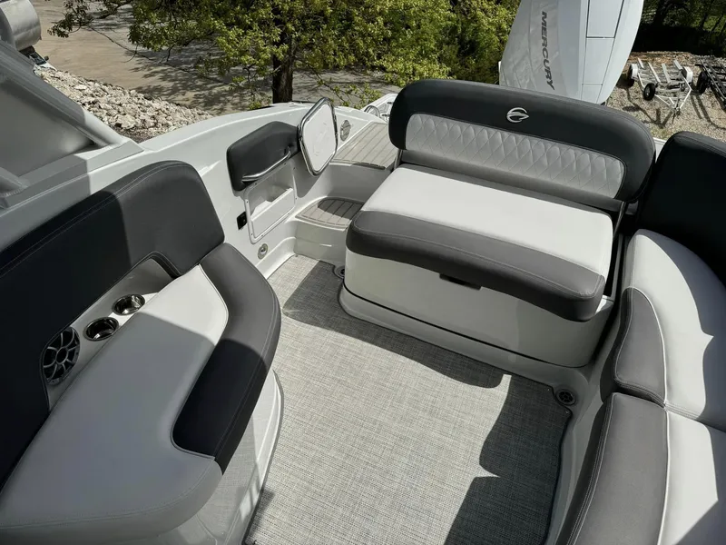 Slide: The Image of Crownline Boats 290 XSS 2024 - 16