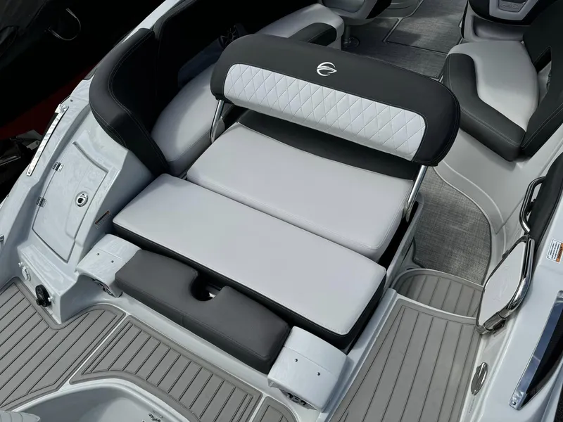 Slide: The Image of Crownline Boats 290 XSS 2024 - 20