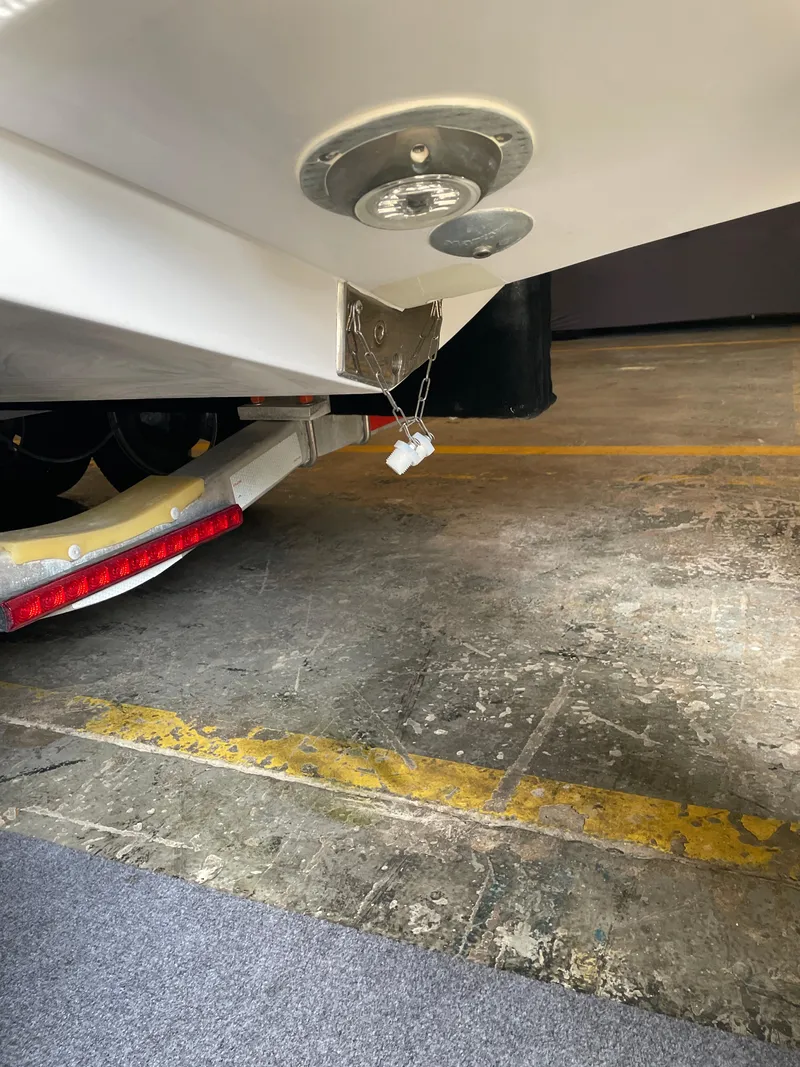 Slide: The Image of Underwater Lights - 25