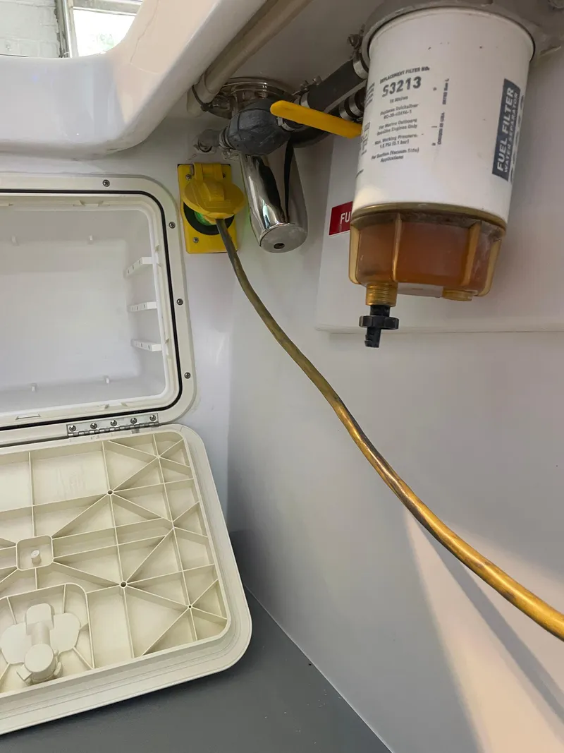 Slide: The Image of Port and Starboard Gas Filters - 35