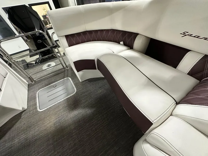 Slide: The Image of Bennington 23RX 2024 - 11