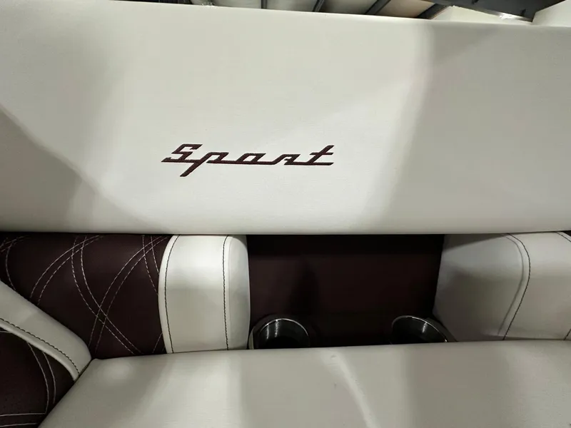 Slide: The Image of Bennington 23RX 2024 - 29