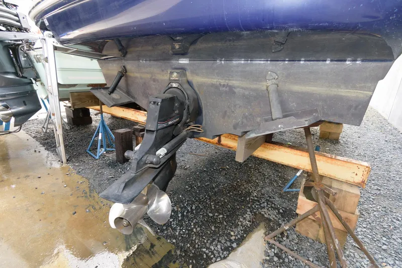 Slide: The Image of 2005 Sea Ray 260 Sundancer boat stern drive on dry dock. - 11