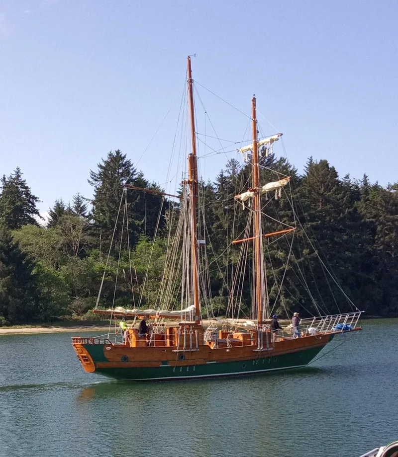 Slide: The Image of Islander 55 Brigantine 1981 - 0