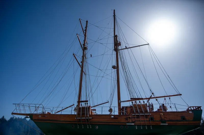 Slide: The Image of Port side - 1