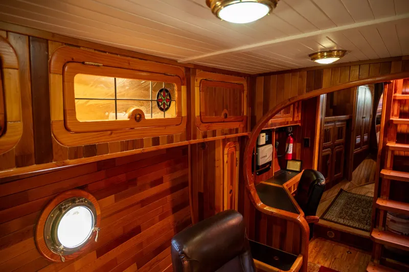 Slide: The Image of Starboard Main Saloon - 8