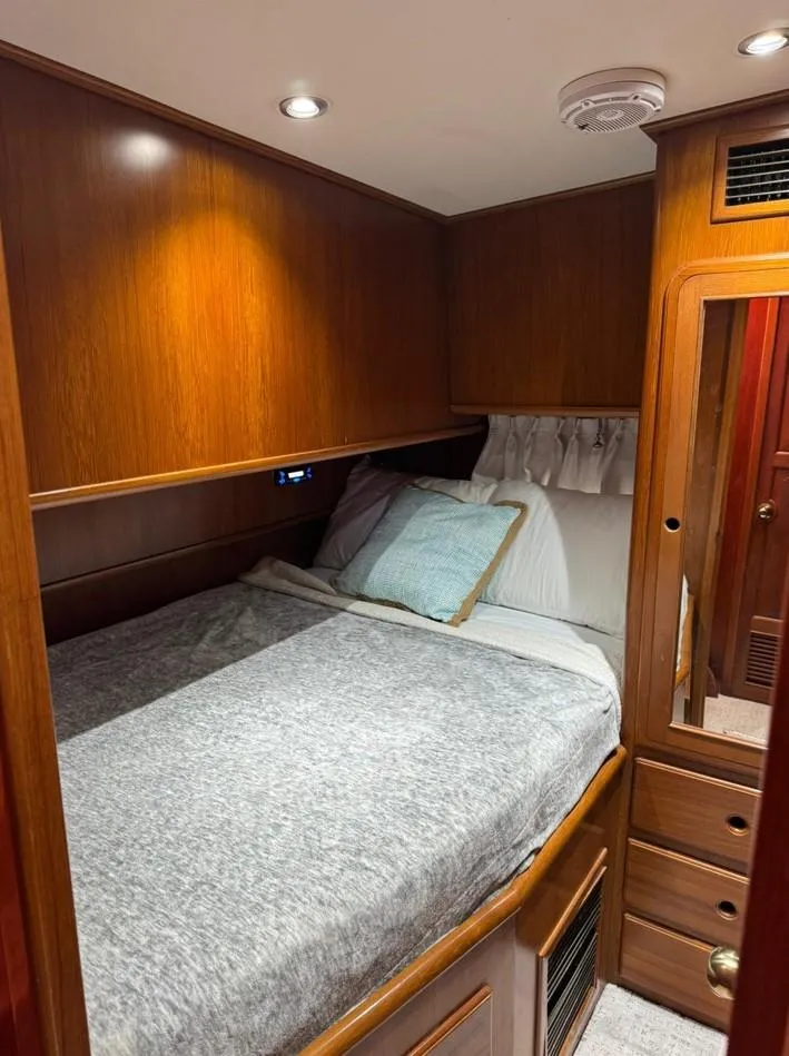 Slide: The Image of Tarquin Trader 58 2004 - 14