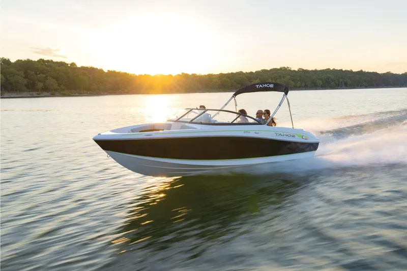 Slide: The Image of Tahoe 210 Si 2024 - 57