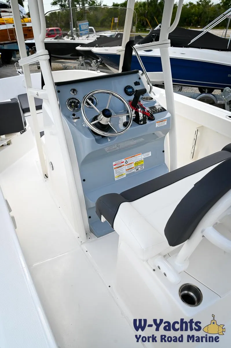 Slide: The Image of 2024 Bayliner Trophy T22CC boat console at W-Yachts York Road Marine. - 32