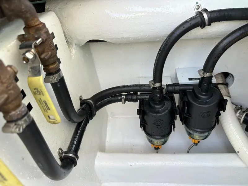 Slide: The Image of Nor-Tech 390 Sport Center Console 2020 - 112