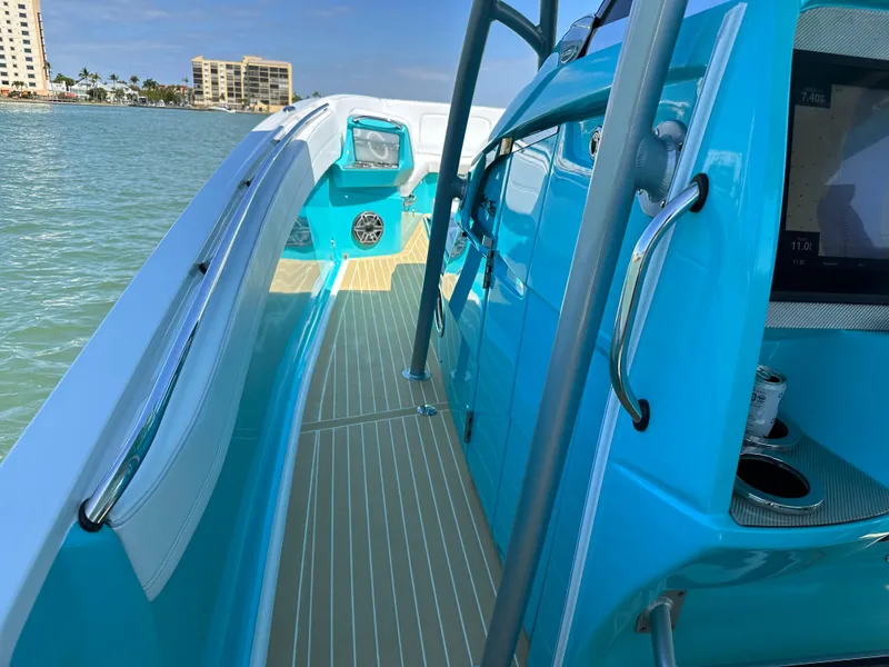 Slide: The Image of Nor-Tech 390 Sport Center Console 2020 - 124