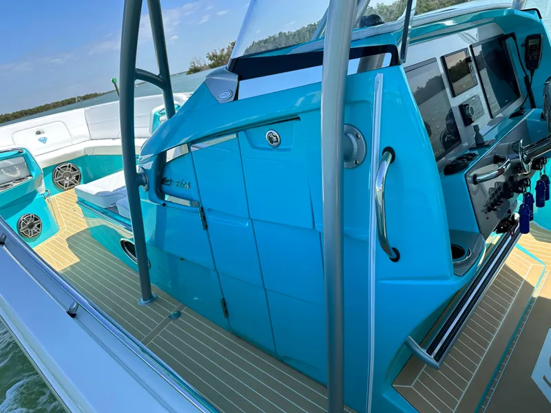 Slide: The Image of Nor-Tech 390 Sport Center Console 2020 - 125