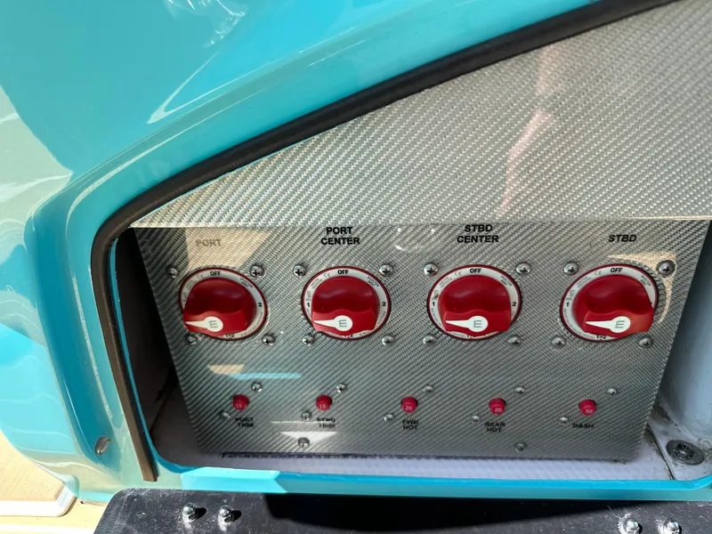 Slide: The Image of Nor-Tech 390 Sport Center Console 2020 - 145