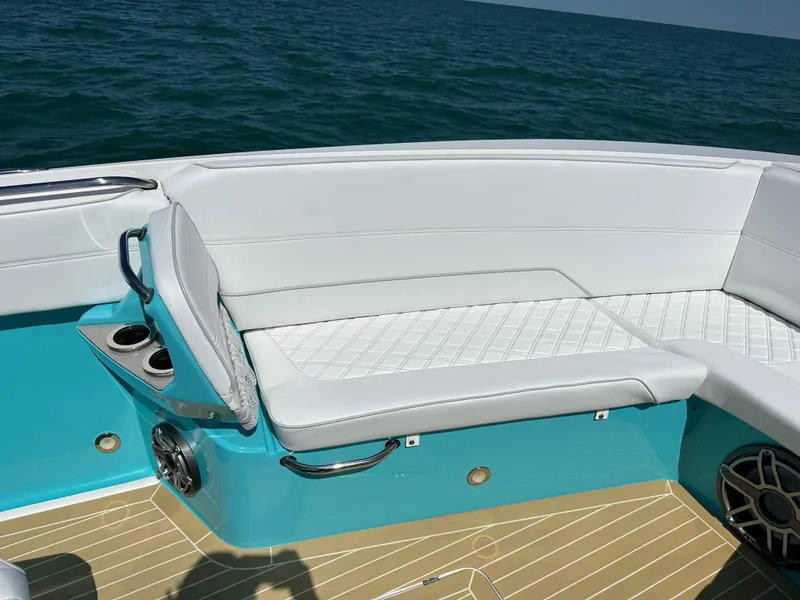 Slide: The Image of Nor-Tech 390 Sport Center Console 2020 - 82