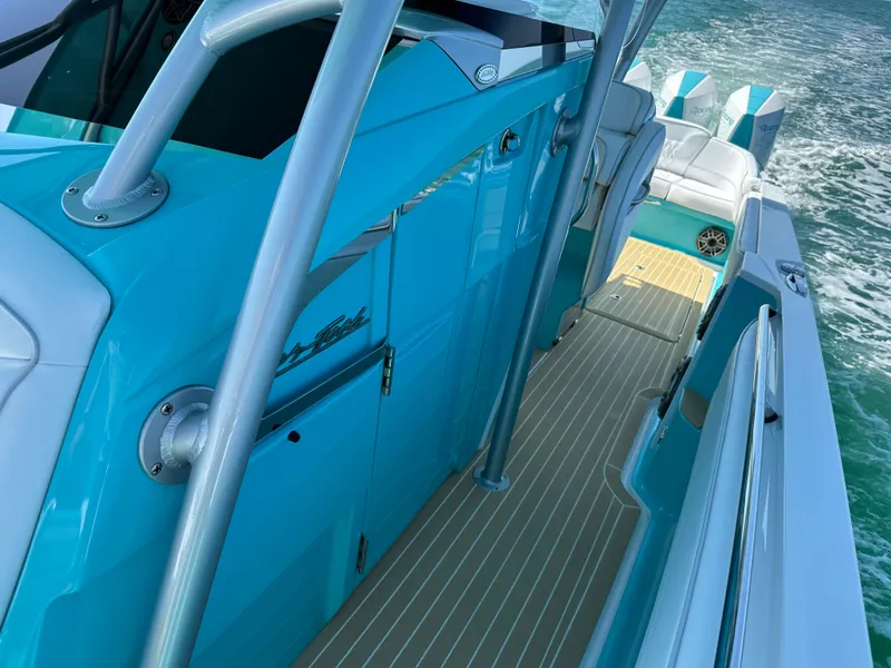 Slide: The Image of Nor-Tech 390 Sport Center Console 2020 - 90