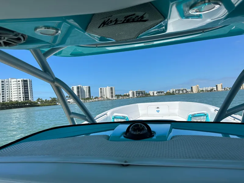 Slide: The Image of Nor-Tech 390 Sport Center Console 2020 - 98