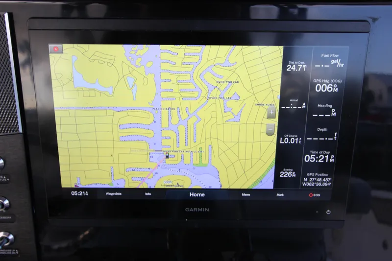 Slide: The Image of Garmin navigation display on 2020 Wellcraft 302 Fisherman boat. - 28
