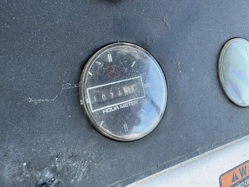 Slide: The Image of Hour meter on 2000 Bayliner 3388 Motor Yacht showing 741 hours. - 9