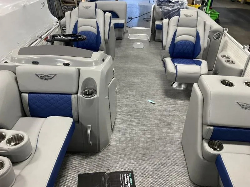 Slide: The Image of Bennington 22 LSR SPS Tri-Toon Package 2024 - 4