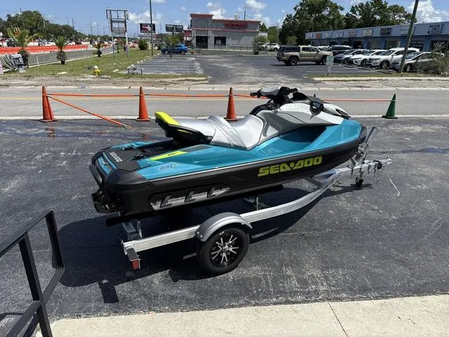 Slide: The Image of Sea-Doo GTI 2024 - 5