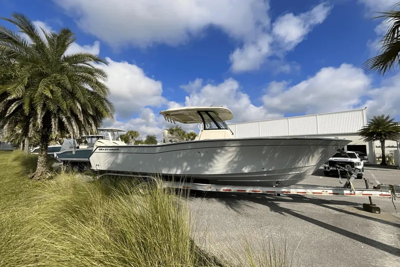 Slide: The Image of Grady-White Canyon 306 2025 - 10