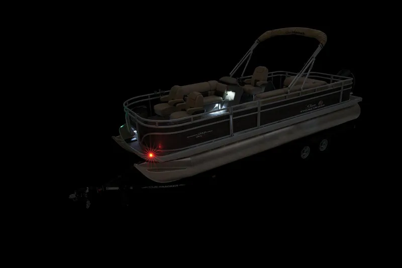Slide: The Image of Sun Tracker Sportfish 24 XP3 2024 - 53