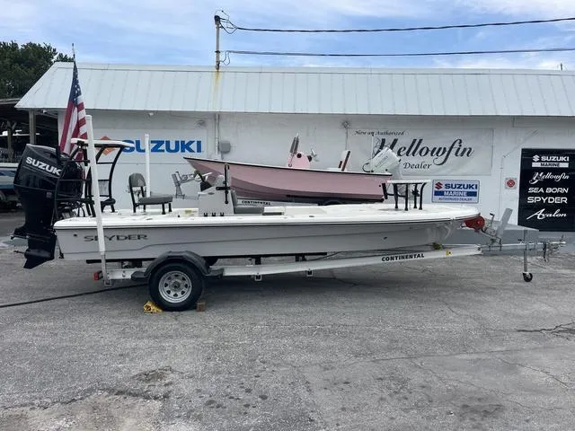 The Image of Spyder FX19TRC 2024 - 1