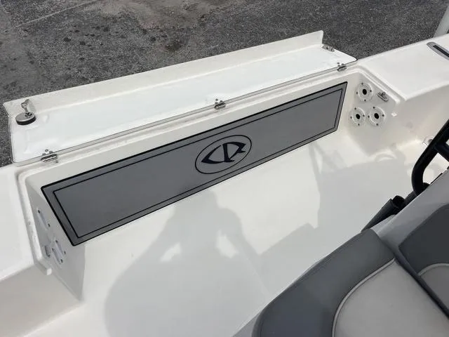 Slide: The Image of Spyder FX19TRC 2024 - 10