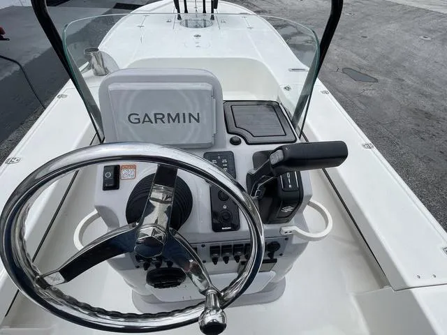 Slide: The Image of Spyder FX19TRC 2024 - 11